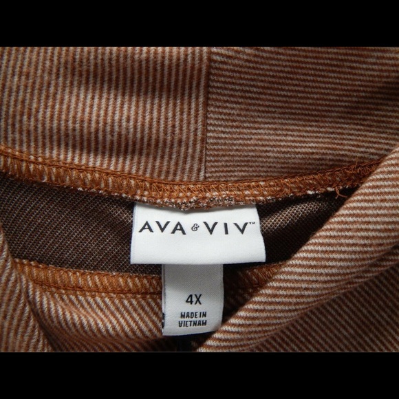 Ava & Viv Fleece Mock Neck Sweatshirt (NWT) - Picture 7 of 9